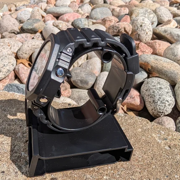 G-Shock "Casioak" Black and White GA-2100 - Picture 4 of 12